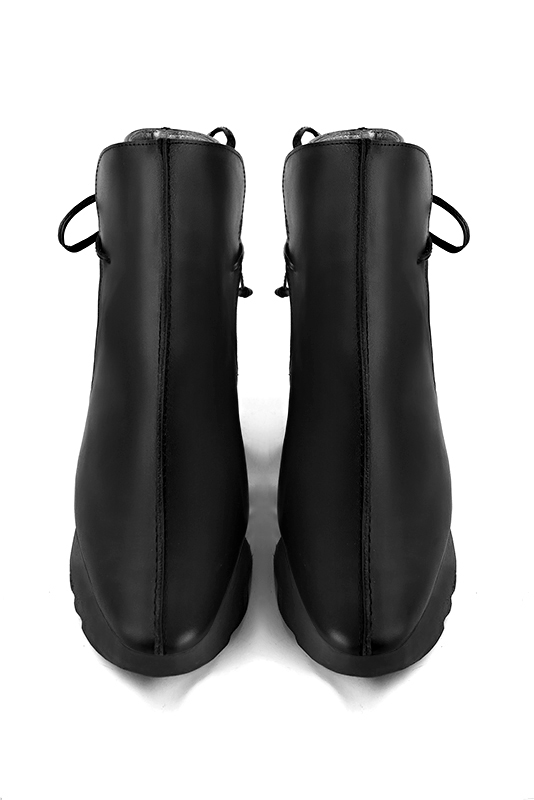 Satin black women's ankle boots with laces at the back. Square toe. Low rubber soles. Top view - Florence KOOIJMAN